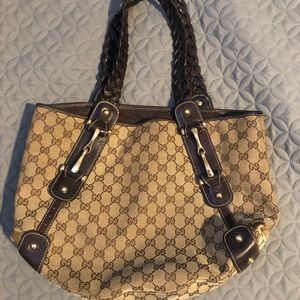 Gucci Pelham Shoulder Bag GG Canvas Small